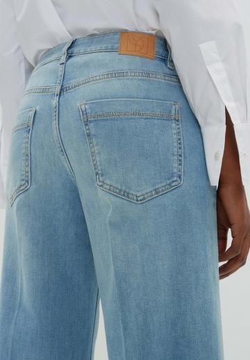 Свободные джинсы