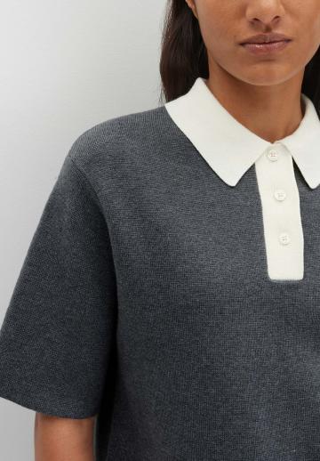 Пуловер с воротником поло