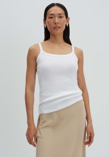 Топ на бретельках