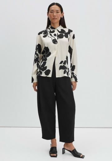 Атласная блузка