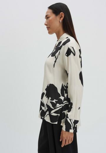 Атласная блузка