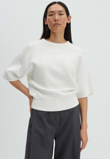 Пуловер с рукавом три четверти