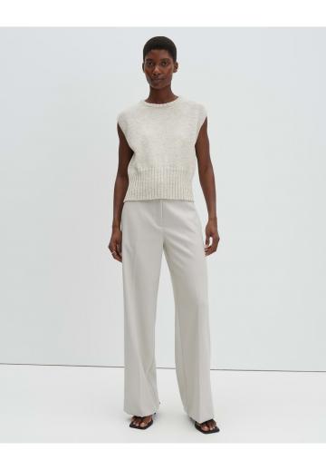 Пуловер без рукавов