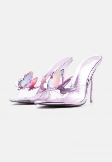 Босоножки на каблуке