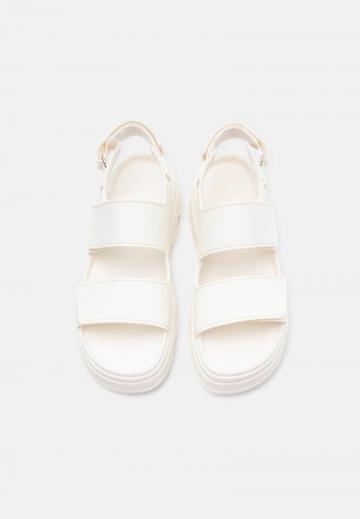 Босоножки на платформе