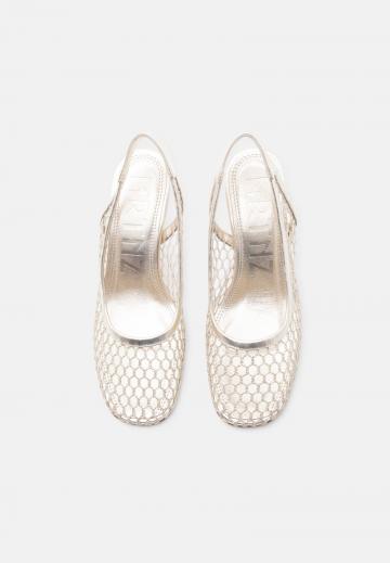 Туфли на высоком каблуке