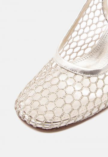 Туфли на высоком каблуке