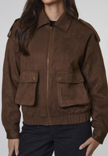 Куртка с накладнымит карманами