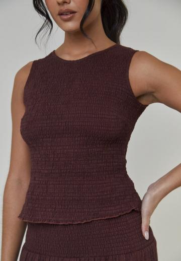 Блузка без рукавов