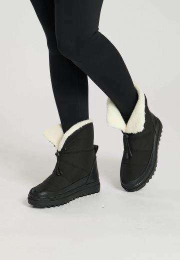 Зимние ботинки
