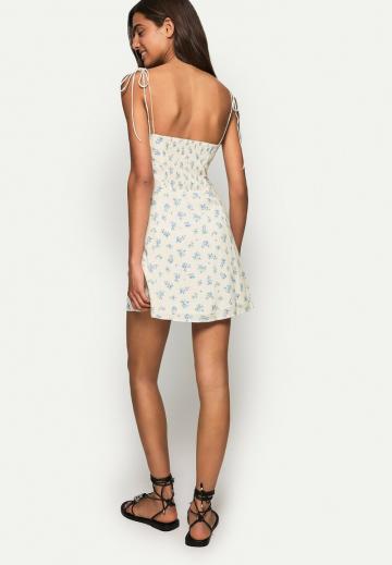 Платье без бретелек