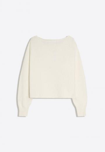 Пуловер в полоску