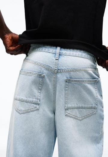 Свободные джинсы