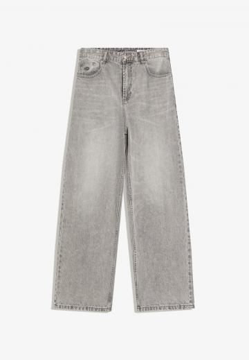 Свободные джинсы