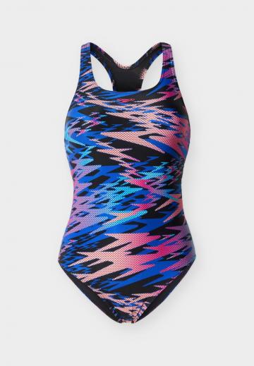 Слитный купальник