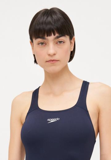 Слитный купальник