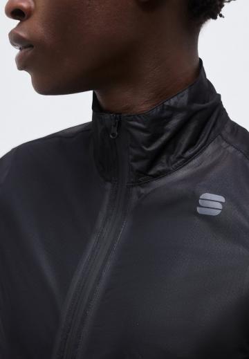 Спортивная куртка