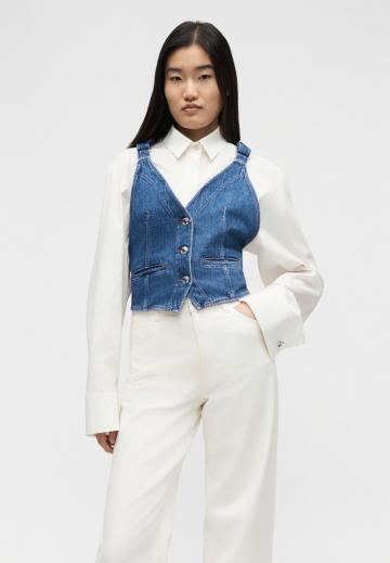 Джинсовый комбинезон