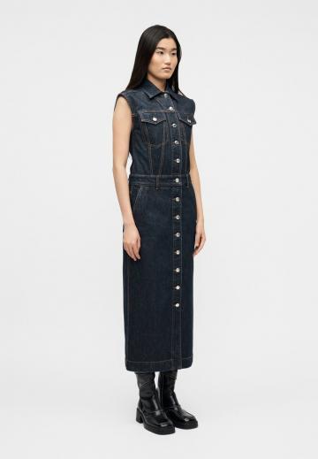 Джинсовая жилетка