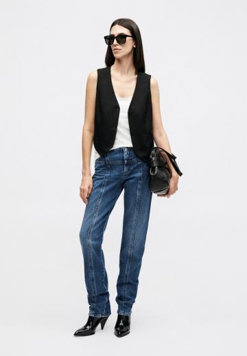 Джинсовая жилетка