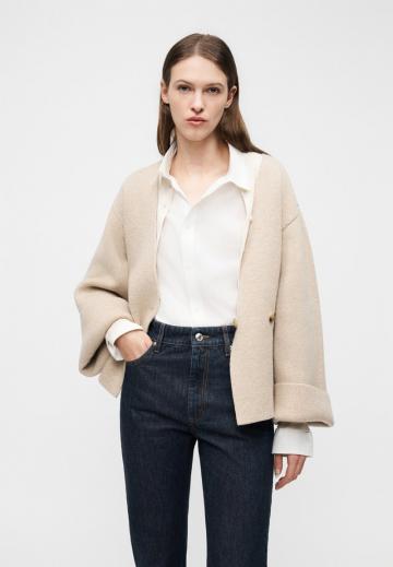 Клешеные джинсы