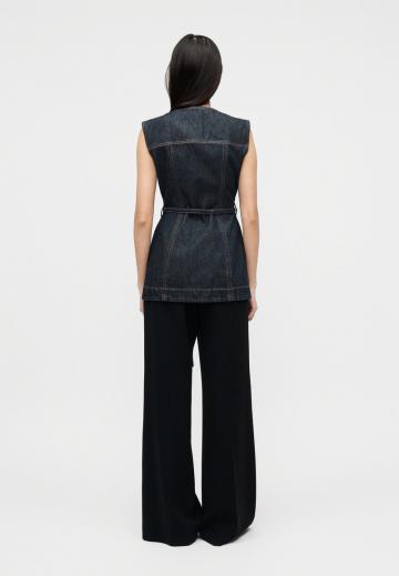 Джинсовая жилетка