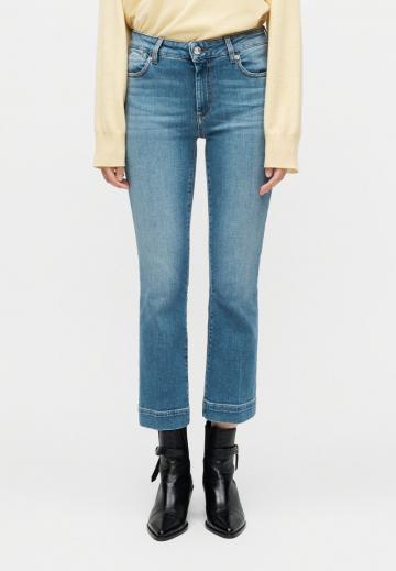 Короткие джинсы