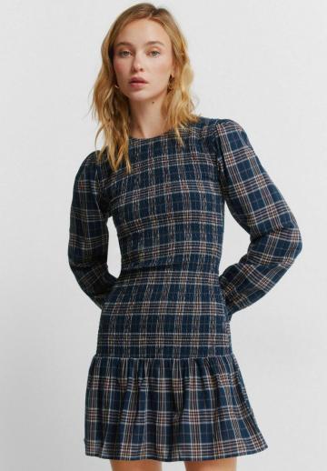 Короткое платье