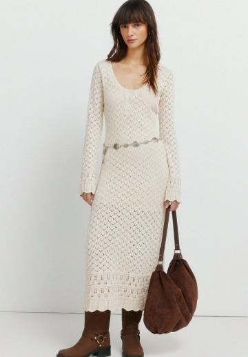 Вязаное платье