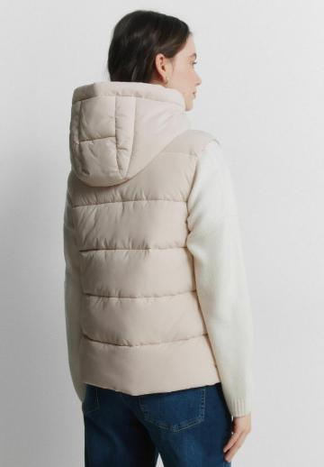 Пуховой жилет