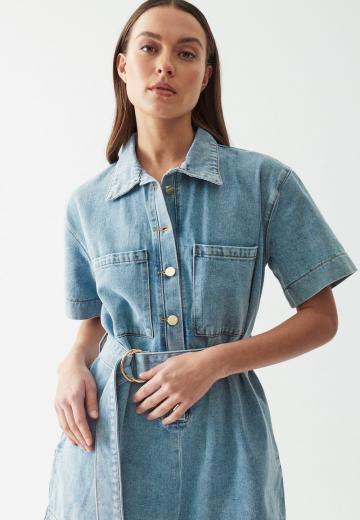 Джинсовый комбинезон