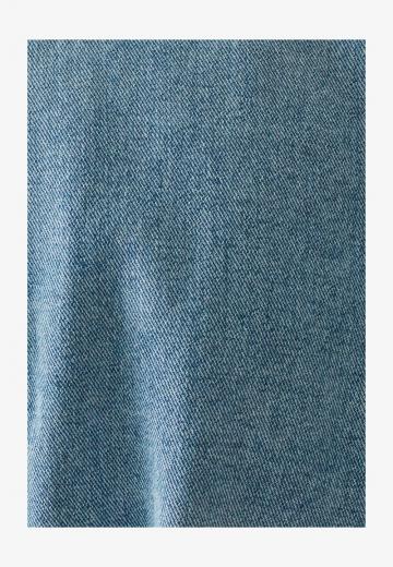 Джинсовый комбинезон