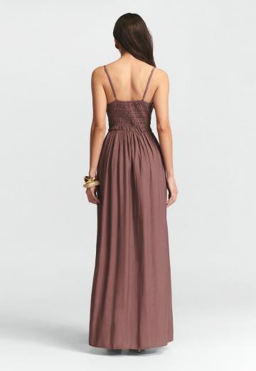 Платье без бретелек