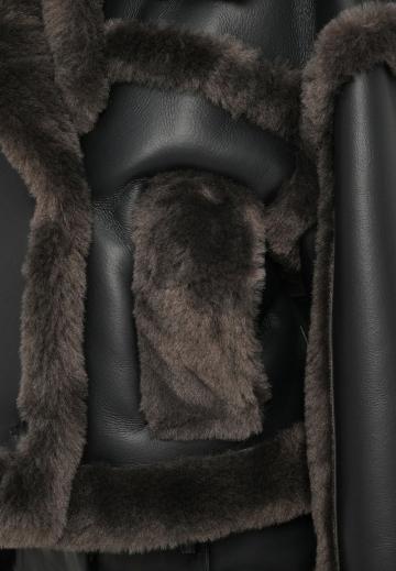 Короткая куртка