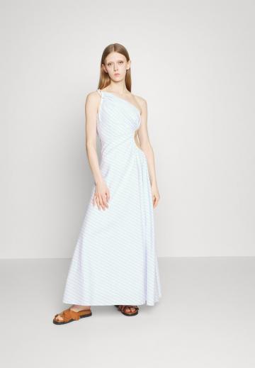 Пляжное платье