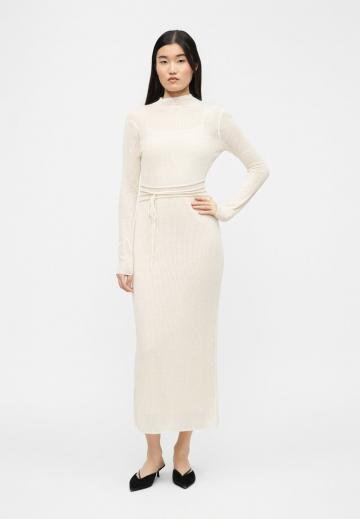 Вязаное платье