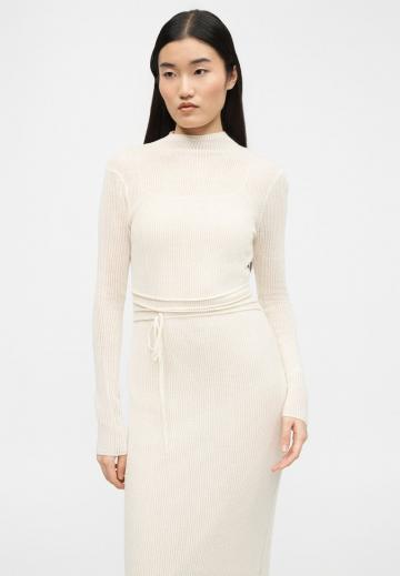 Вязаное платье