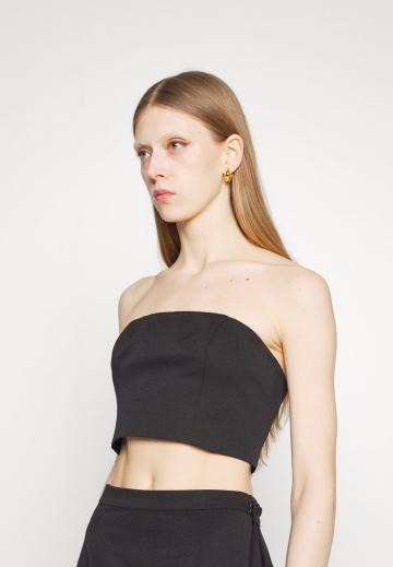 Бюстгальтер без бретелек