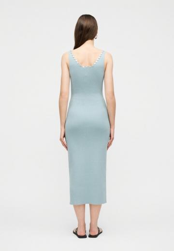 Вязаное платье