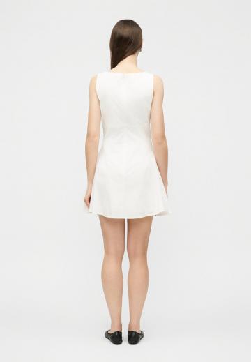 Короткое платье