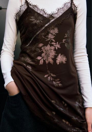 Короткое платье