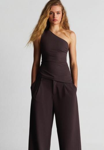 Топ на одно плечо