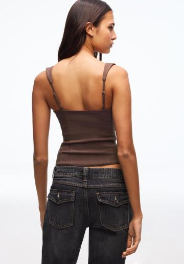 Блузка без рукавов