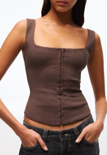 Блузка без рукавов