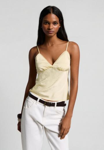 Топ на бретельках