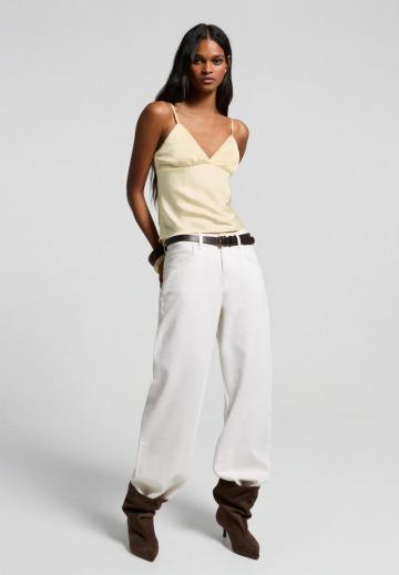 Топ на бретельках