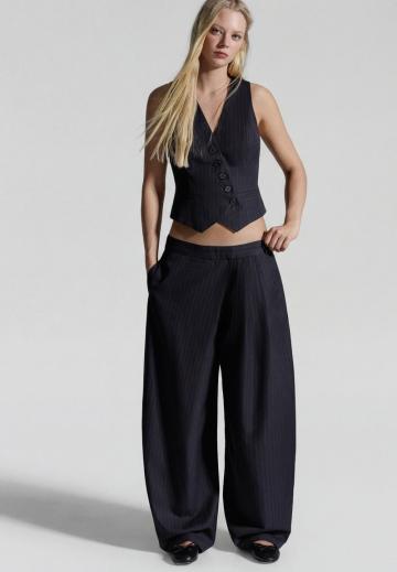 Джинсовая жилетка