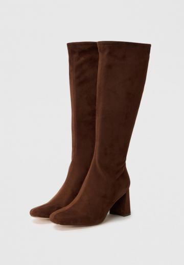 Высокие сапоги