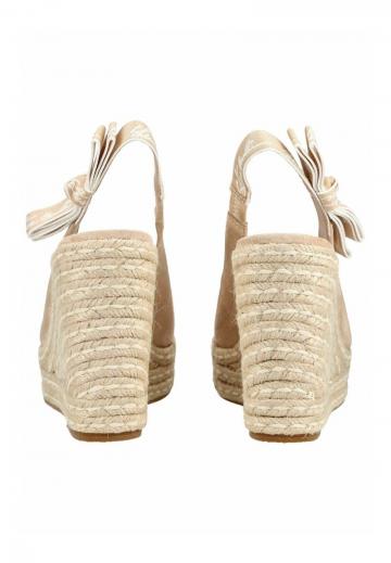 Туфли на высоком каблуке