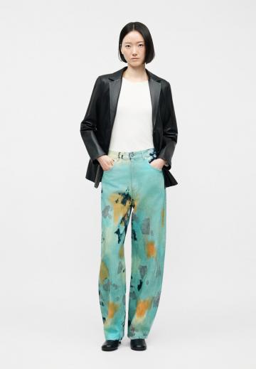 Свободные джинсы